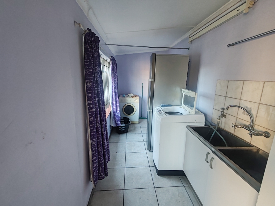 2 Bedroom Property for Sale in Janssendal Eastern Cape